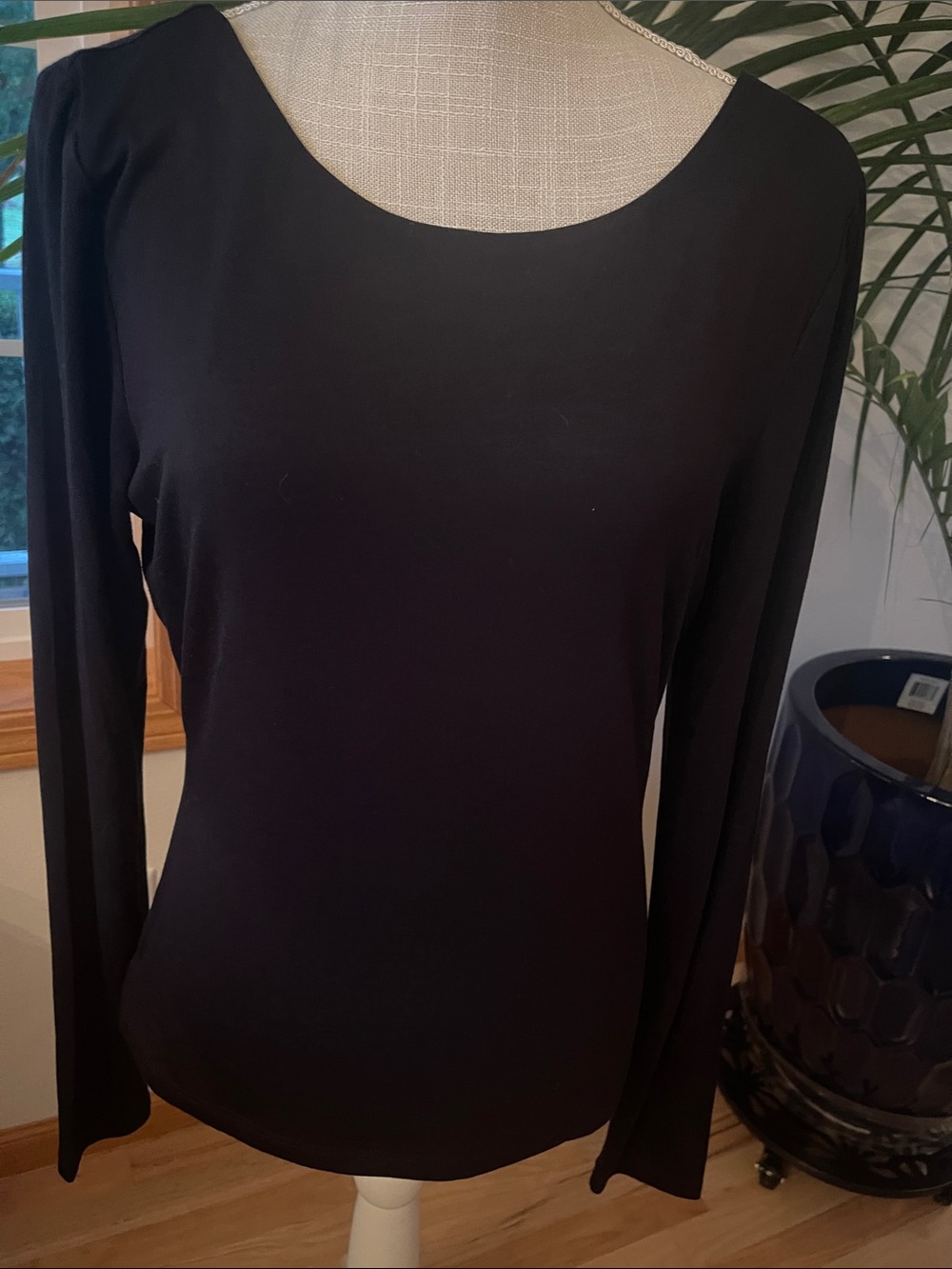 Gentle Fawn Black Long-Sleeve Scoop Neck Top